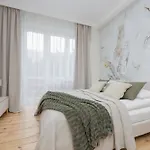 Elegant Grojecka In By Renters