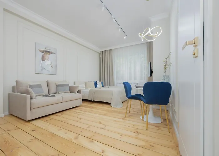 Elegant Grójecka In By Renters Apartament *