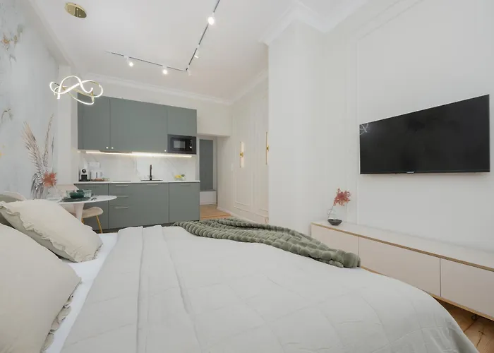 Apartament Elegant Grójecka In By Renters